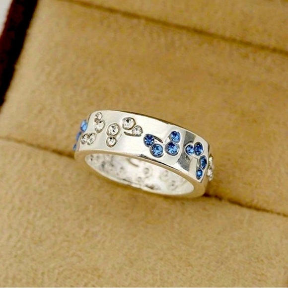 Butterfly blue rhinestone band ring size 8 - Picture 1 of 3